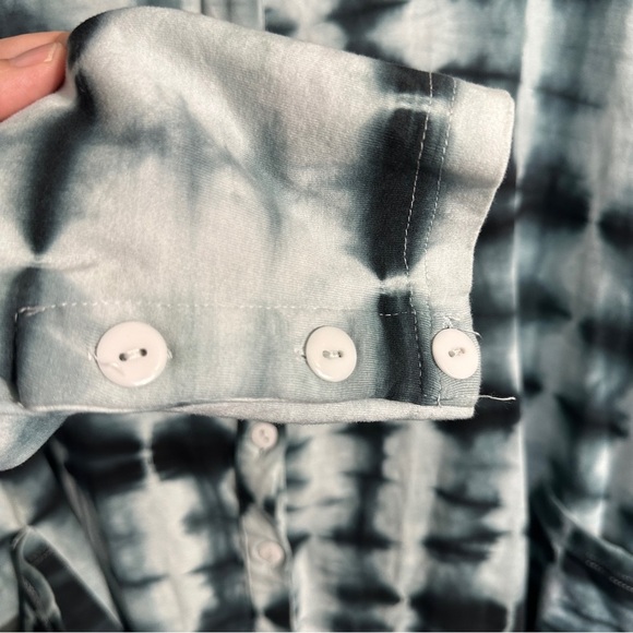 Snapdragon & Twig XL button front top/jacket, tie dye look, stretch, comfy - Picture 4 of 9